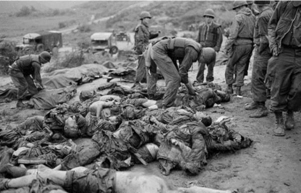 1953<br>  Byk Kayplarla Kore Sava Sona Eriyor