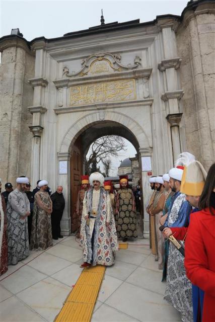 Osmanl dneminde padiahlarn tahta kma merasimi olan clus trenleri Eyp&#8217;te yeniden canlanacak...