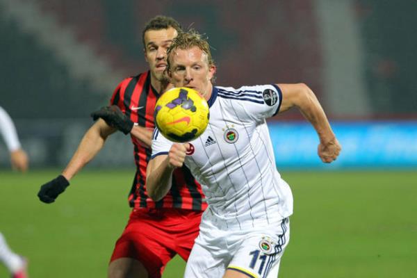 Dirk Kuyt - 2 milyon 850 bin Euro