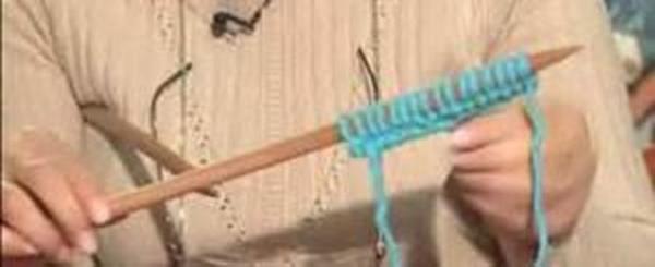 12- rg grubuna katln ileri elinize aln ve kendinize harika bir atk rn. Motor becerilerin gelitirilmesi bilisel yetenekleri de devinime geirebilir. stelik k mevsiminde scack kalmanz da salar.