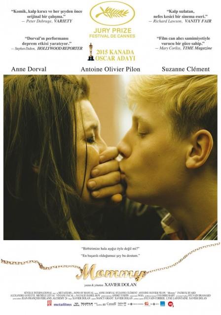 Mommy  <br>  Diane Desprs  yl nce kocasn kaybetmi, tek oluyla hayatta ayaklar stnde duran 48 yanda bir kadndr. Sadece geinebilecekleri kadar paray kazanabilmek iin elinden geleni yapan Diane, 15 yandaki olu Steve`in hiperaktivite ve dikkat bozukluu hastal nedeniyle ok zor zamanlar geirmeye balar. Kocasn kaybetmesinin ardndan olu Steve`i rehabilitasyon merkezine gtrr. Ancak Steve burada yangn karmak ya da baka bir hastay yaralamaya kadar varan iddet olaylarna bavurunca merkezle iliii kesilir. Grevliler Diane`e iki seenek sunmutur. Oluna ya kendisi bakacak ya da slahevine gnderecektir. kinci seenek Diane iin imkanszdr ve bu nedenle ocuuna tek bana bakmas gerekecektir...