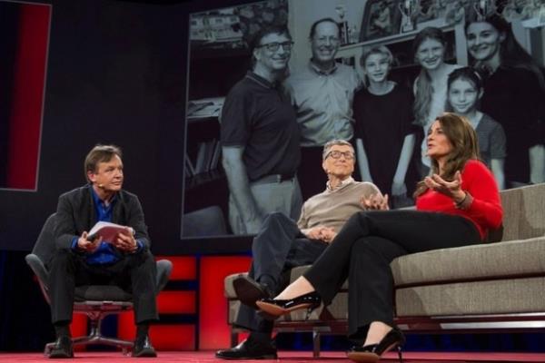 Bill Gates, 81 milyar dolarlk servetine ramen kendi ocuklarna yalnzca 10 milyon dolar verdi. Konuyla ilgili sorulara ise "ocuklarnza ok fazla para yardmnda bulunmak onlara iyilik yaptnz anlamna gelmiyor" diyerek cevap verdi.