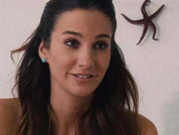 Ama aslen Diyarbakrl. Blgedeki byk bir airetin mensuplarndan