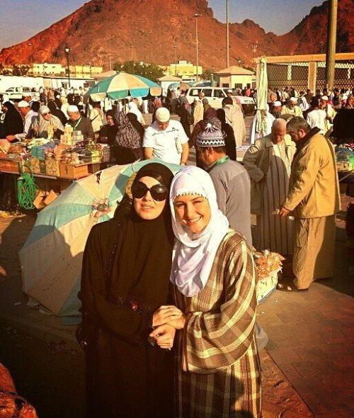 Petek Dinz'n Hac ziyaretinden bir kare...