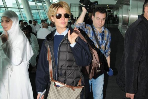 arkc Glben Ergen ise sorularn cevapsz brakt basn mensuplarna teekkr edip tokalat.