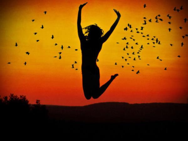 4.Mutlu olmanza yardmc olur.<br>  Mutluluk zerine yaplan aratrmalar sonras bir teori mutluluun bir ayar noktas olduunu ne srd.