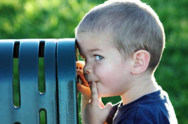 Eer insanlarn anlattklar eylere kar ilgi duyduunuzu gsterirseniz ve kendinizle ilgili detaylar paylamaya ak olursanz insanlarn sizinle iletiim kurmaktan zevk aldn fark edeceksiniz.