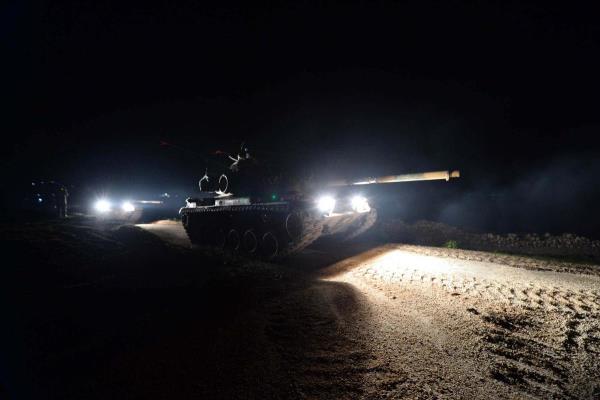 Suriye'nin Halep kenti snrlar ierisindeki Karakozak kynde bulunan Sleyman ah Trbesi'ndeki askerlerin tahliyesi iin askeri operasyon dzenlendi.