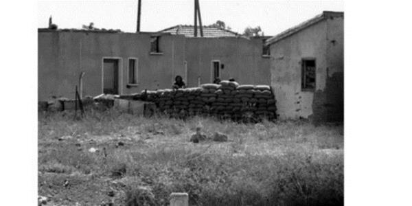 Birlemi Milletler Gvenlik Konseyi'nin 353 sayl kararnn 5. maddesi gerei[25] 22 Temmuz 1974 tarihinde atekes ilan edildi...