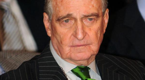 Vehbi Ko, Holding'in Ynetim Kurulu Bakan olur.