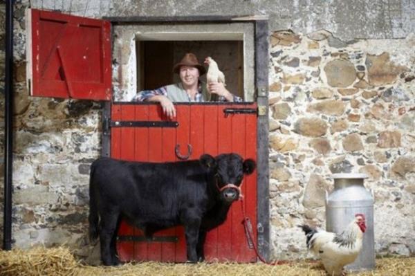 Dnyann en ksa boylu boas Archie. Kuzey rlanda'da yaayan Dexter cinsi bu boa 76.2 cm boyunda.