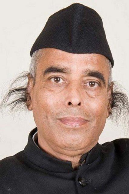 Garip zellikleri Guinness Rekorlar Kitabna girmelerini salad. Sahip olduklar ilgin zellikler grenleri artyor. Radhakant Baijpai'nin kulak kl uzunluu 13.2cm