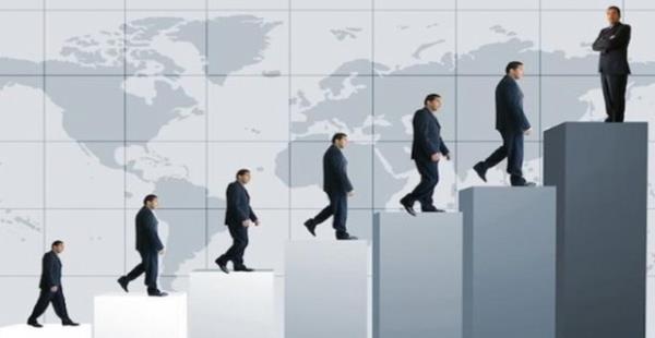 Bakalaryla yarabilen, yksek noktalara er veya ge gelebilecek gl bir karekter derinlikten holanan, i olsun diye dost olmayan, dostuna gerekten yardm edebilen.