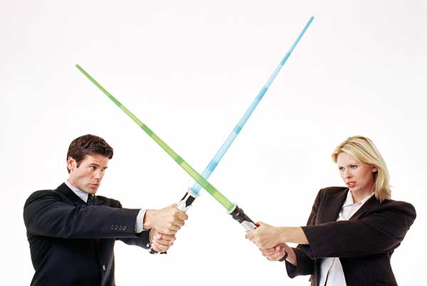 Aktif, hzl ve gz pek. Cinsellii gl, tutkulu, giriimci, istedii kiiye elde edebilen kimi zaman olduka sabrsz, aceleci davranabilen. Rekabeti, olduka tutkulu.