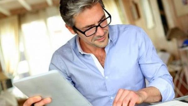 Sosyal yn gl, yeni fikirleri seven, hassas yaradlta zevkleri iin para harcamaktan ekinmeyen, bu yzden zorlanan.