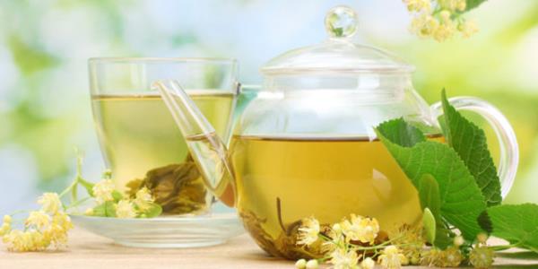 Gripten korunmak iin bu karmlarn dzenli kullanlmas gerektiinin altn izen Yeilada, souk algnlnn ilk belirtileri hissedildiinde anti bakteriyel zellii ile enfeksiyonlara kar koruma salayan karanfilin zellikle tketilmesi gerektiini sylyor. Bitki aylarnn souk algnlnda etkinliinin artrlmas iin mutlaka &#8220;ekersiz&#8221; tketilmesi gerektiini vurgulayan Yeilada, ekerin mikroplarn geliimini kolaylatrabildiini belirtiyor.