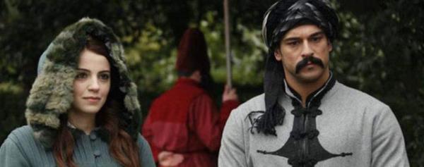 Reat Nuri Gntekin'in eserinden esinlenilen 'alkuu' dizisi yllar nce TRT'de yaynlanmt. Burak zivit, TIMS'in yeni dizisi alkuu'nda barol oynayacak...