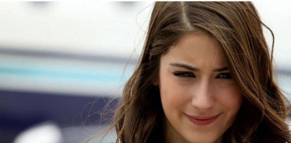Hazal Kaya yeni sezonda GOLD Film'in iddial dizisi A..K ile ekrana dnecek...