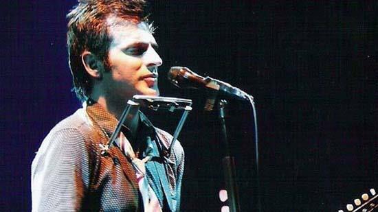 TEOMAN <br>Rock mziin 'asi ocuu' Teoman, ocukken babasn kaybedince hayatn zorluklaryla kar karya kalm