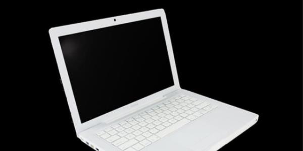 Bu konudaki yanl alg, zararl yazlm reticilerinin ok popler olduu iin Windows&#8217;u hedeflemeleriydi. Mac de poplerliini arttrdka hedef haline geldi.