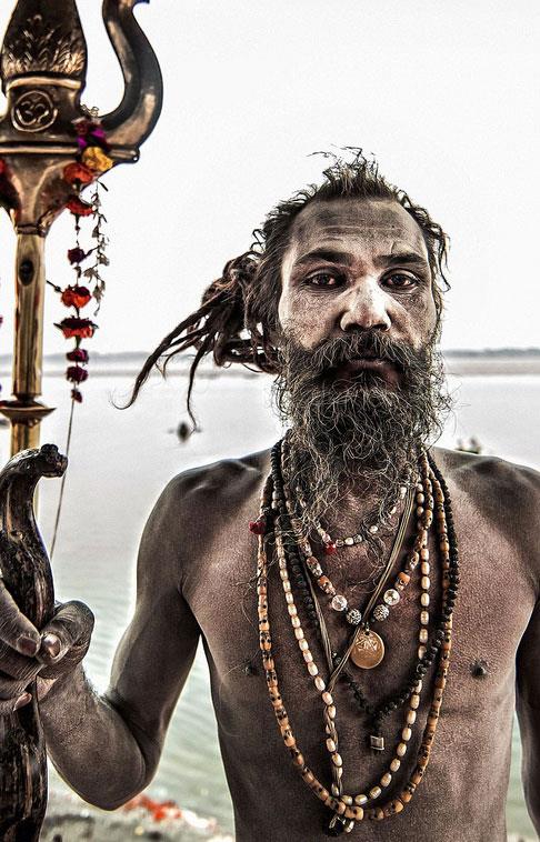 ok gizlice yaayan, ibadetlerini srdren Aghoriler'in saylar zamanla azalmtr.