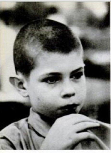 31. Michael Grost <br>    200 IQ'ya sahip Michael Grost, 1964'te Michigan Eyalet niversitesi'ne baladnda sadece 10 yandayd.