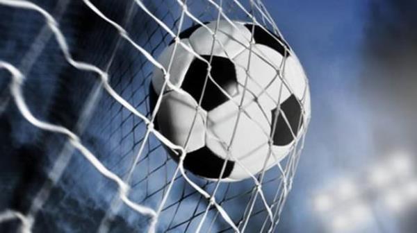 Madagaskar Ligi'nde SOE'li futbolcular, Adema karsnda formalite mana dnen olayl play-off rvan manda, tam 149 gol kendi kalesine att. lk mata Adema; tartmal penalt golyle ampiyonluu ilan etmiti.