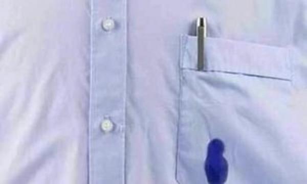 Duvardaki pastel boyalar silebilirsiniz.