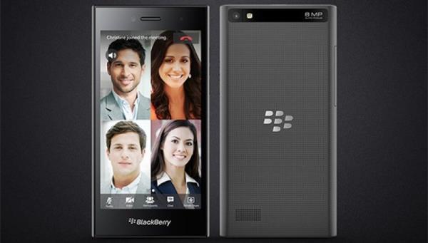 BLACKBERRY LEAP - 5 in HD ekran, ift ekirdekli Qualcomm Snapdragon S4 Plus ilemci, 2GB RAM, 8MP arka, VGA n kamera, 16GB depolama alan, 2800 mAh batarya, BlackBerry 10 iletim sistemi.