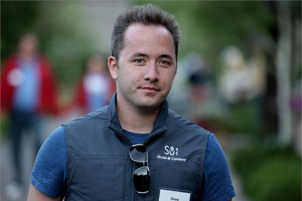 8- Drew Houston<br>    Dropbox'un kurucusu. 31 yanda. Kiisel serveti 1,2 milyar dolar.