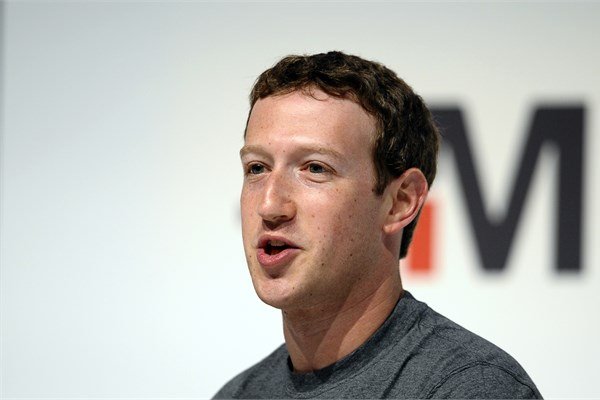 2- Mark Zuckerberg<br>    Facebook kurucusu ve CEO'su. Kiisel serveti 33,4 milyar dolar. 30 yanda.