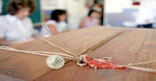 Ocak aynda yzde 48.6'ya gerileyen oylar ubatta yeniden artarak yzde 49.8 olarak gerekleti. Martta ulalan yzde 50'lik orana ilikin ise ankette, 'her iki semenden birinin AK Parti'ye oy verdii' tespiti yapld.