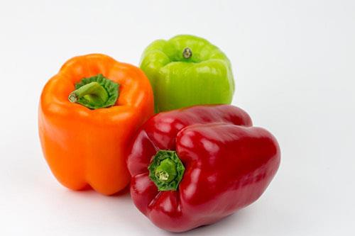 ki tane biber yalnzca 30 kalori ve tahmin edemeyeceiniz kadar besin maddesi ve lifle dolu. Biber ayn zamanda iine kattnz her yemee salk katar.