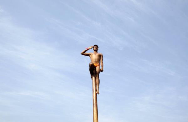 Hint ordusu 1 milyondan fazla aktif personeli ile dnyann en byk gnll ordusuna sahip.