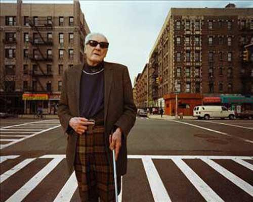 Yaplan hayvan deneyleri de melatoninin kanser ile direkt ilikisi olduunu gsteriyor. Ayrca krlerin daha az kansere yakalanmas da bunun bir gstergesi olarak ortaya kyor.