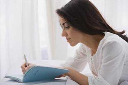 KOVA BURCU Aratrmac ruha sahip olan kova burcu srekli yenilikler peinde koar.