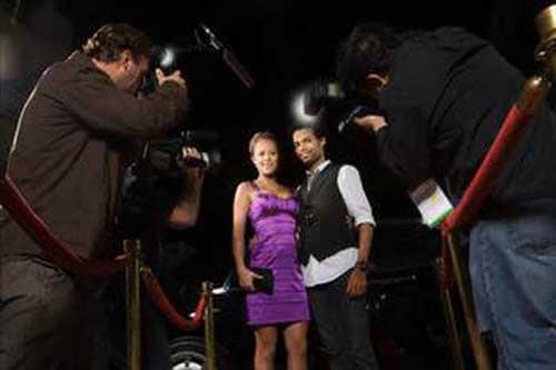 KZLER BURCU kizler burcu hareketli yaam tarzna yatkn olan karakterleri ile masa ba, monoton ilerde baarl olamazlar, nk severek yaptklar bir i hali deildir.