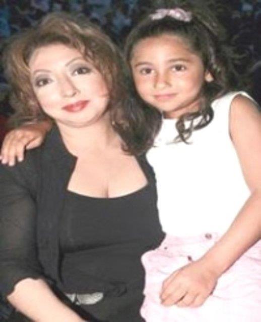 Yasemin Yaln'n kzlar byd...