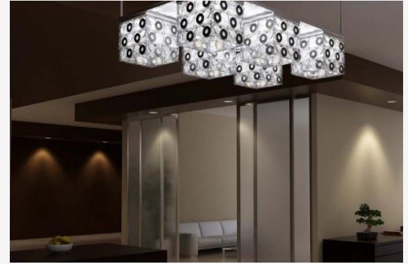 Eski kasetlerden yaplm avizeler