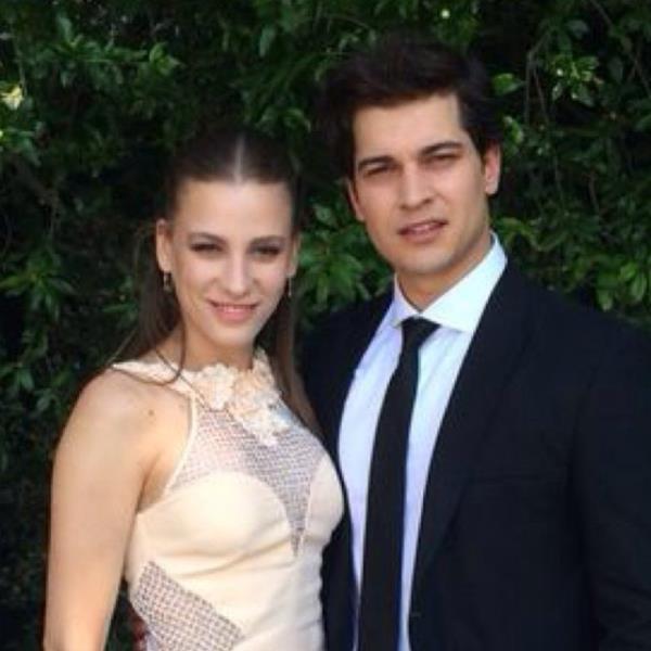 Sarkaya'nn hem ayn dizideki rol arkada aatay Ulusoy da fiyatn katlad.