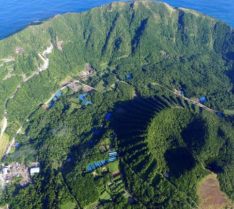 Bu yaklak 200 kiinin yaad Aogashima Adasnda okta artc bir ey deil.