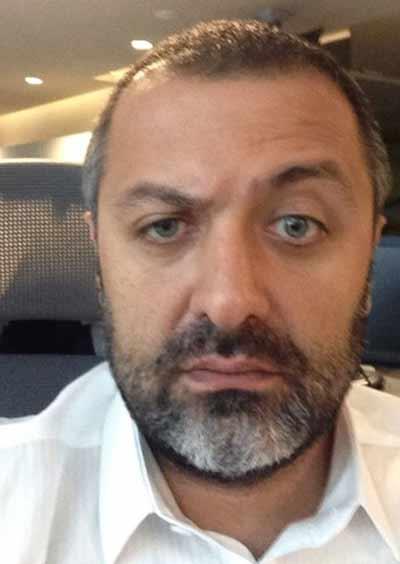 MEHMET DEMRKOL<br>    "Teknoloji, cep telefonlar falan ok hzl geliiyor ama en hzl gelien Burak. Geen sene 'kafa vuramyor' diyorduk."