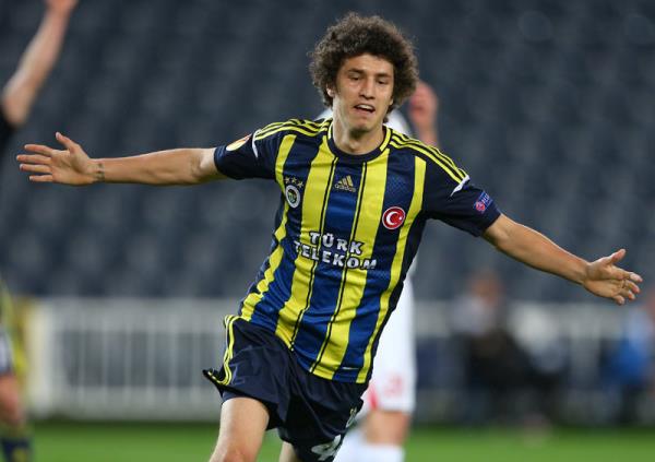 SALH UAN  <br>  ''10 numaray elbette ok istiyorum, ama u an iin haketmiyorum nk bir Alex deilim. "