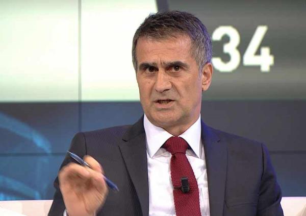 ENOL GNE<br>    ''Emek Veren Bir Takm Olarak, Paraya Kar Yetenek Ve Emein Savan Verdik. Tarih Bunlarda Yazar.''