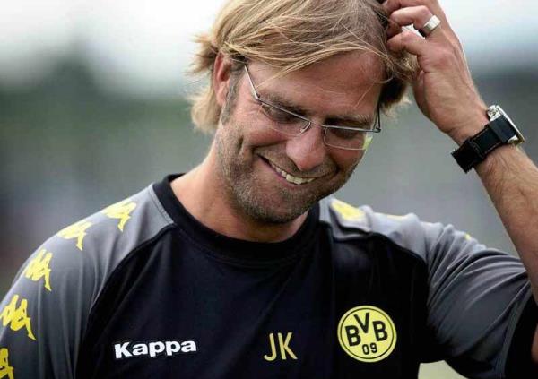 JURGEN KLOPP  <br>  "Futbolcularmn kendileriyle ne kadar gurur duymalar gerektiini anlamalar iin alacam. Bu bir ka saat srebilir."