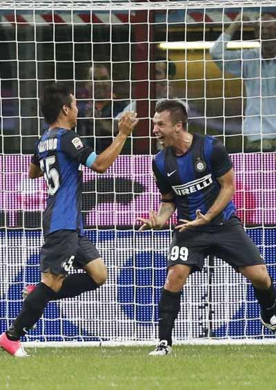 ANTONIO CASSANO  <br>  "Inter'de en iyi arkadam Nagatomo. nk birbirimizi anlamyoruz. Anlatyor, ben glyorum. Ben anlatnca da o glmeye balyor."