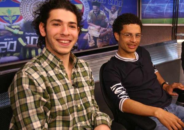 ALEX DE SOUZA<br>    Spiker: "Neden Trke konumuyorsun?"  <br>  Alex De Souza: "Trke konusam Samet isiz kalr."