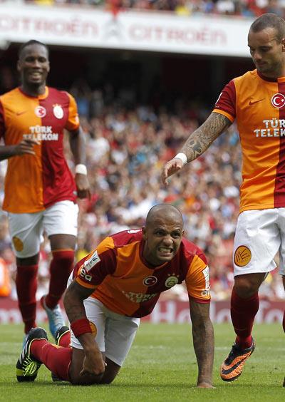 FELIPE MELO<br>    "Forma numaras sorun deil ama nemli ise eer 3 numaral forma ile Blent Korkmaz gibi burada efsane olmak istiyorum."