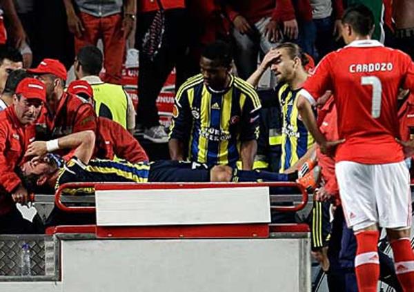 AYKUT KOCAMAN  <br>  ''unu sylemeliyimki hi bir kupa Gkhan Gnl'n sann telinden daha kymetli deildir. Futbolcularmla gurur duyuyorum.