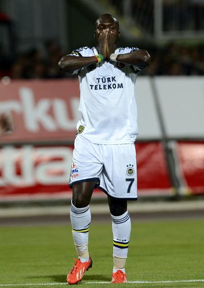 MOUSSA SOW<br>    "Gerekirse futboldan vazgeerim ama orucumu ihmal etmem; para bu dnyada geerli. Bir mslman olarak ahiretim nceliimdir."